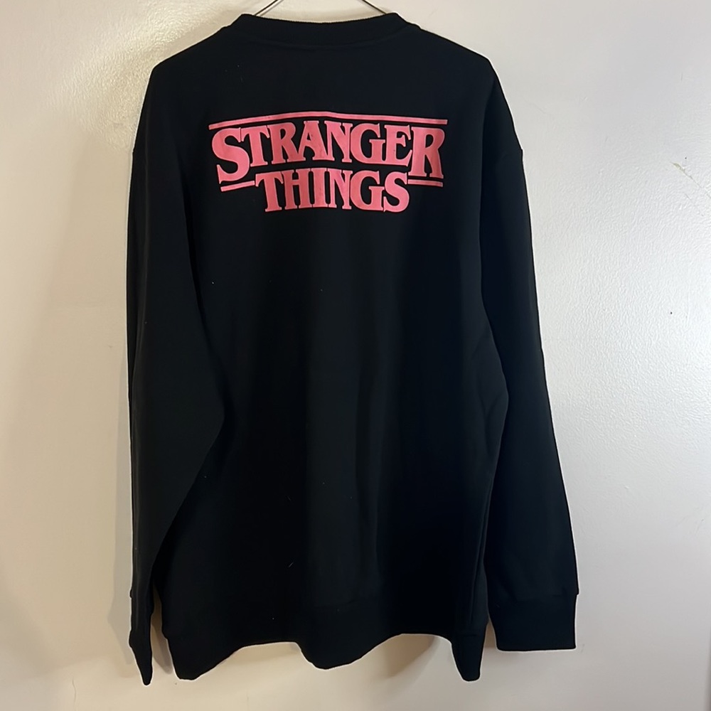 Stranger Things Sweatshirt - Picture 6 of 6